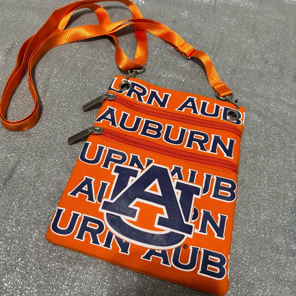 Auburn Crossbody Bag